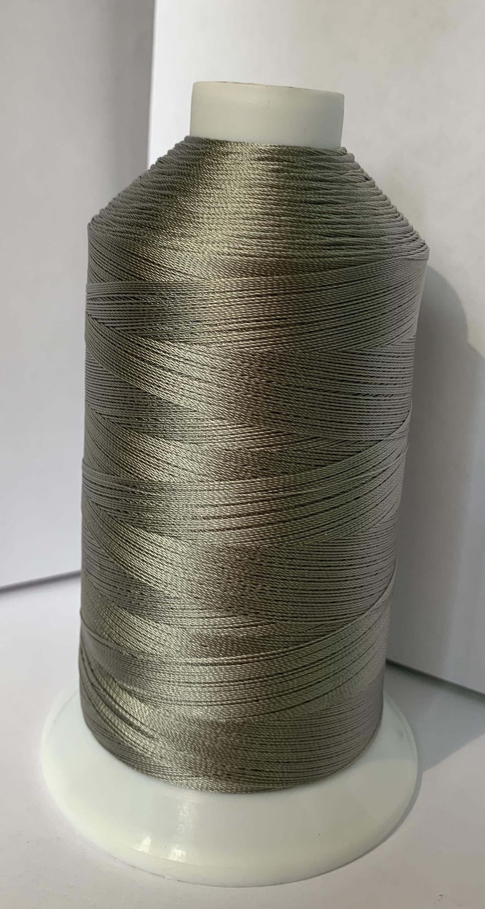 Нитки Euron N 210/3 нейлон, 2500 м/боб. 2176