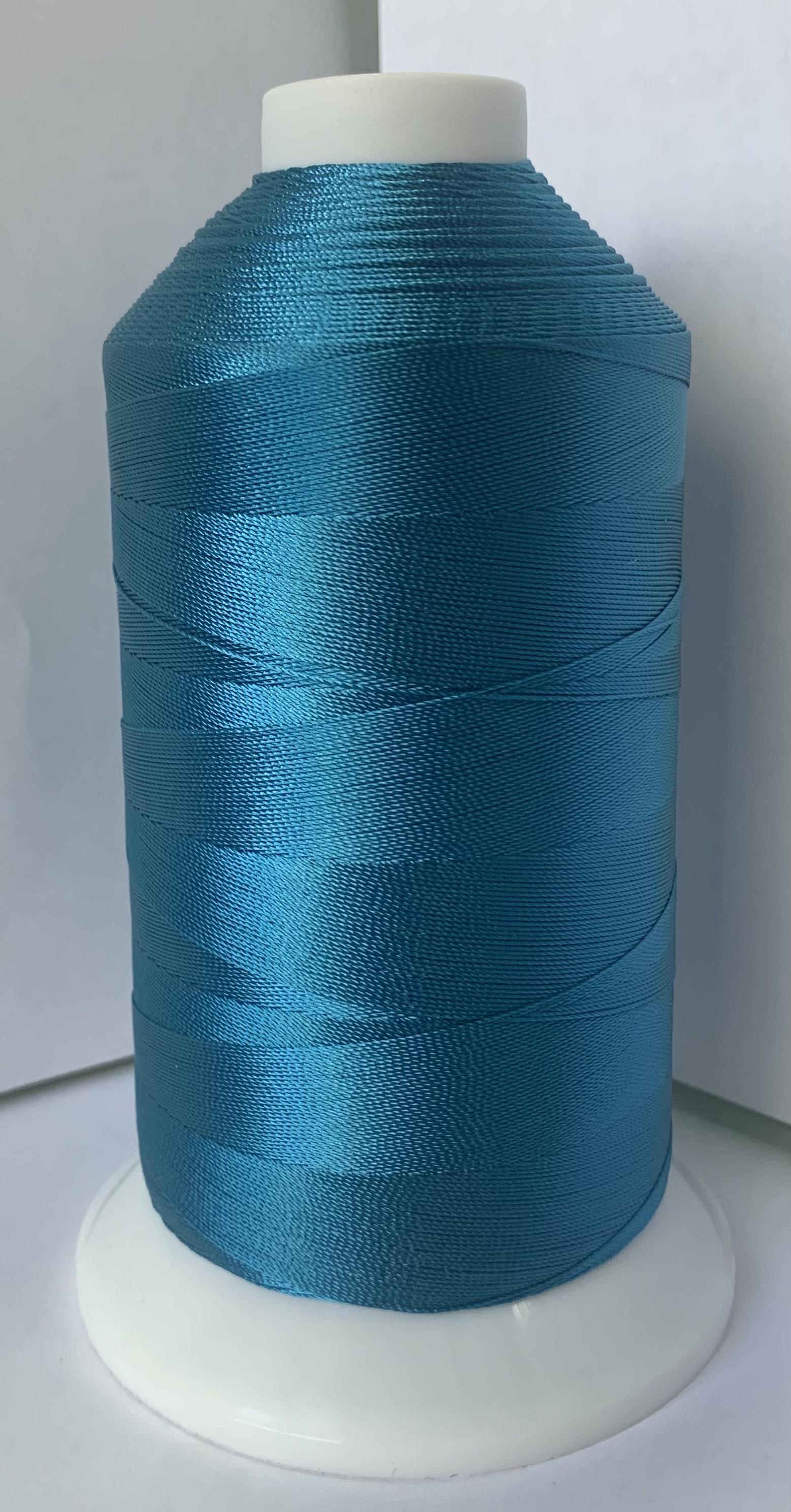 Нитки Euron N 210/3 нейлон, 2500 м/боб. 2198