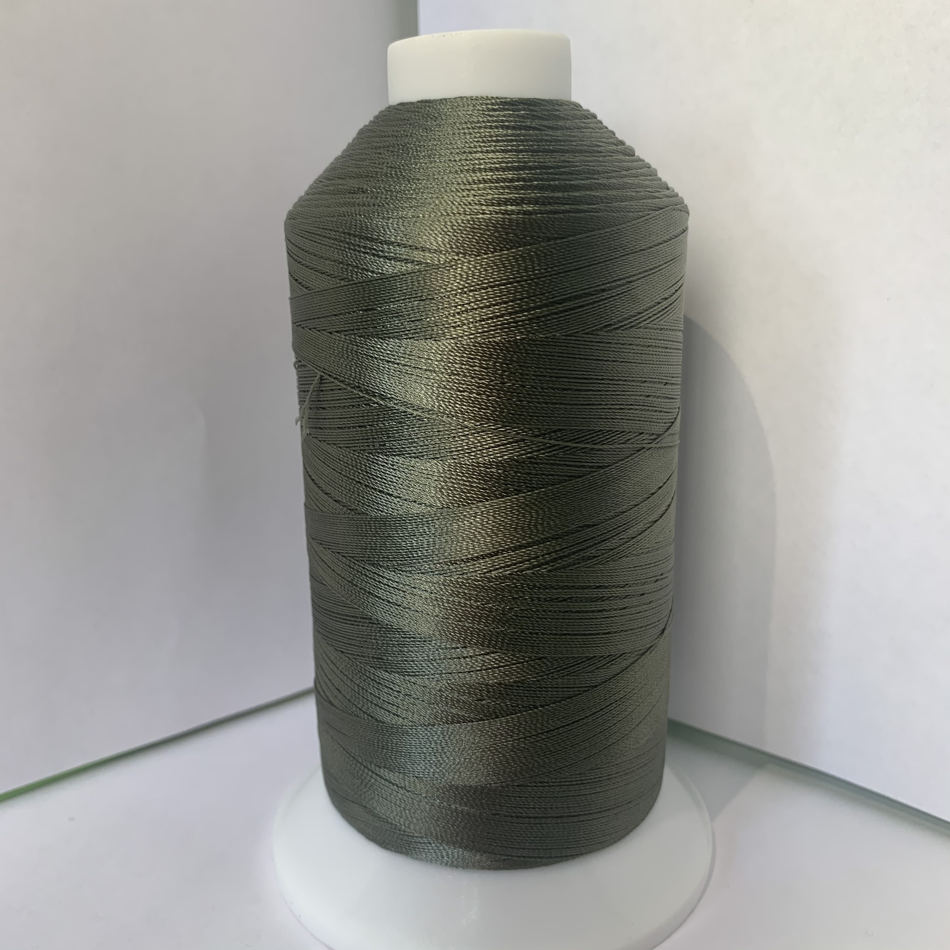 Нитки Euron N 210/3 нейлон, 2500 м/боб. 2274