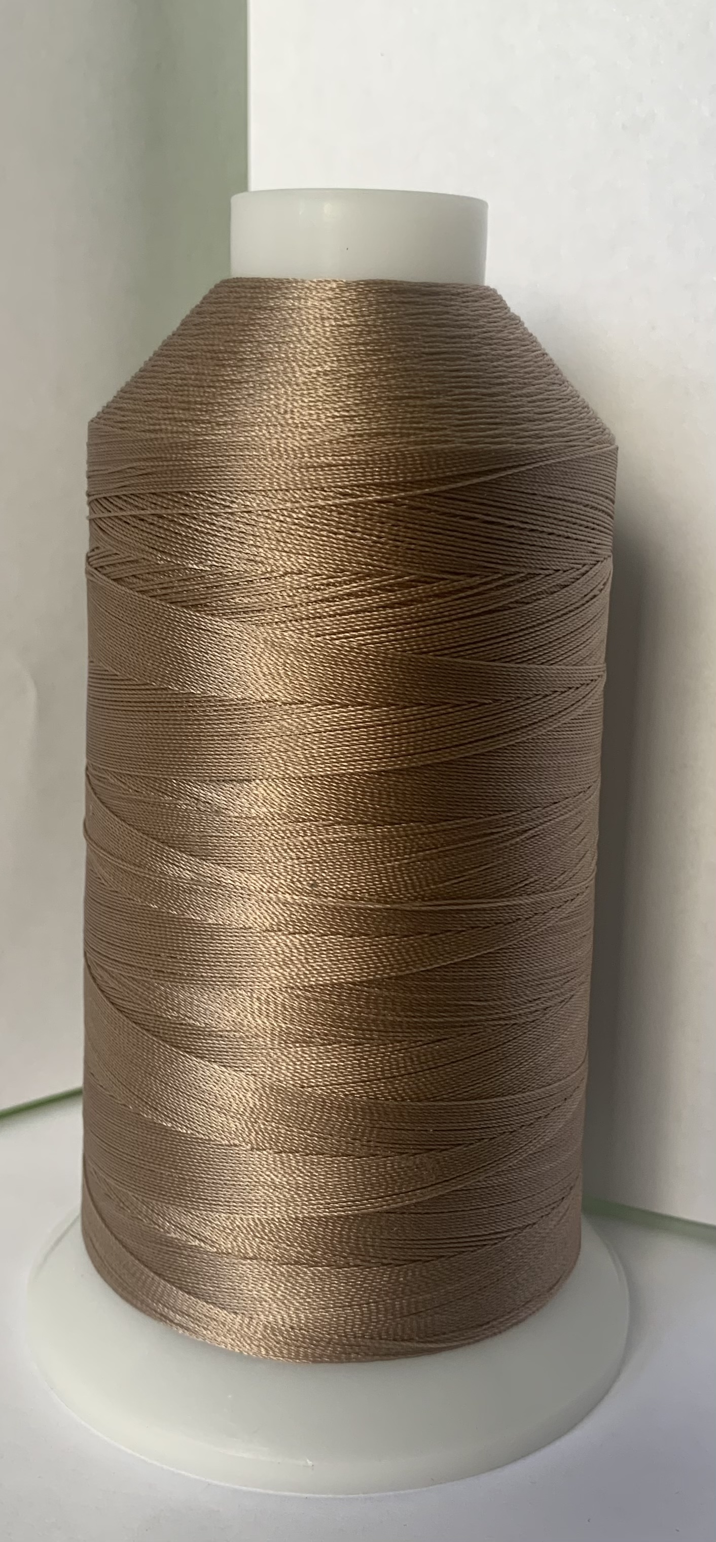 Нитки Euron N 210/3 нейлон, 2500 м/боб. 2284
